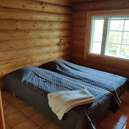 Apartment Spacious For 8 With Sauna