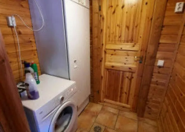 Spacious For 8 With Sauna شقة *